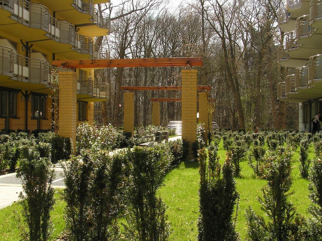 Green Park Apartments Свіноуйсьце Екстер'єр фото